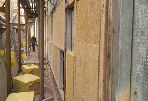 上?？贡瑝S家