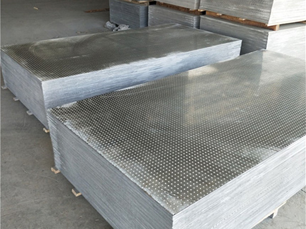 65b887b98bad8.jpg 01.jpg